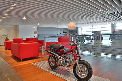 HONDA BIKE SHOWROOM